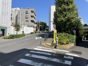 セブン-イレブン新宿曙橋東店